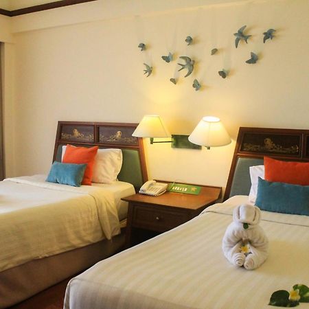 Seaview Patong Hotel - Sha Plus Quarto foto