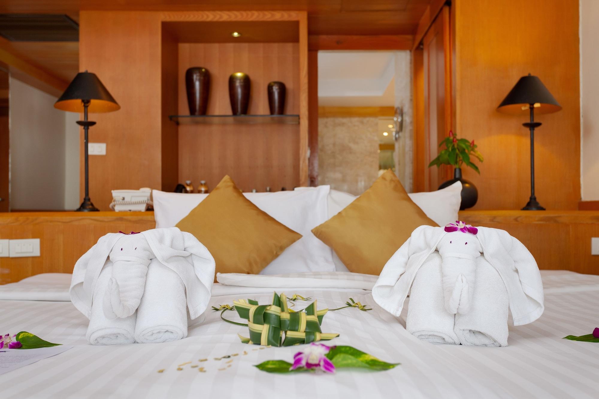 Seaview Patong Hotel - Sha Plus Exterior foto