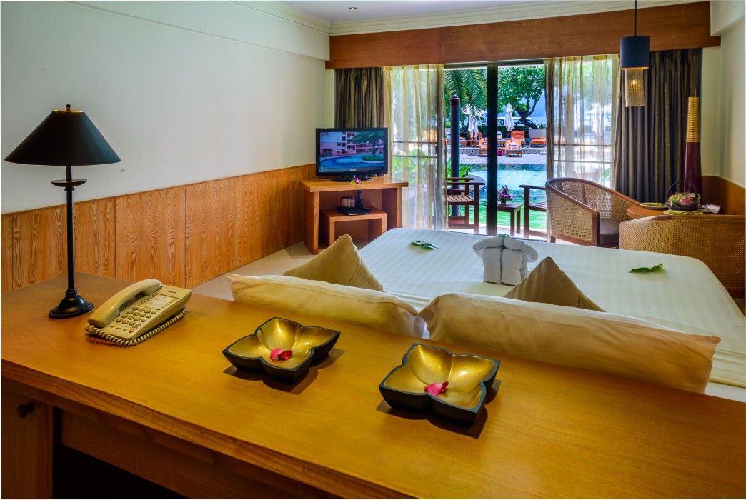 Seaview Patong Hotel - Sha Plus Exterior foto