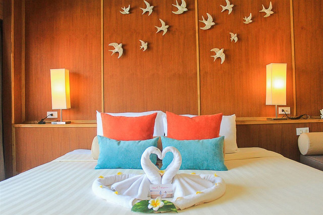 Seaview Patong Hotel - Sha Plus Exterior foto